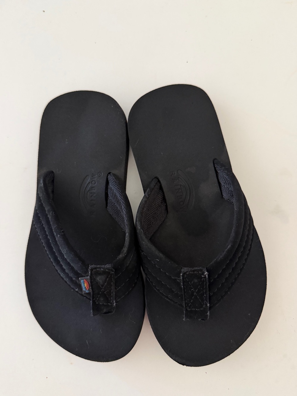 Kids RAINBOW 🌈 Adorable Flip Flops!